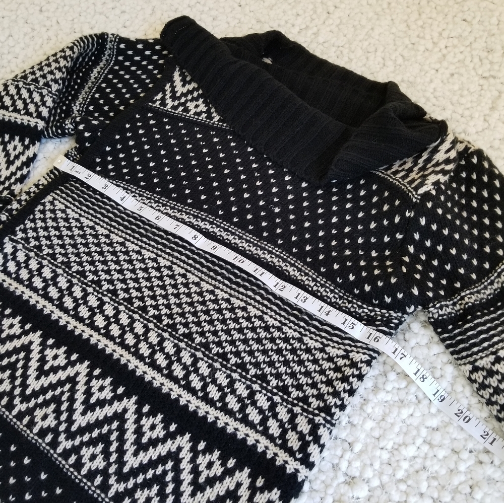 Fair Isle Cardigan - Picture 4 of 5